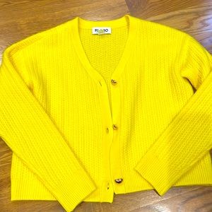 Filoro heart button sweater
